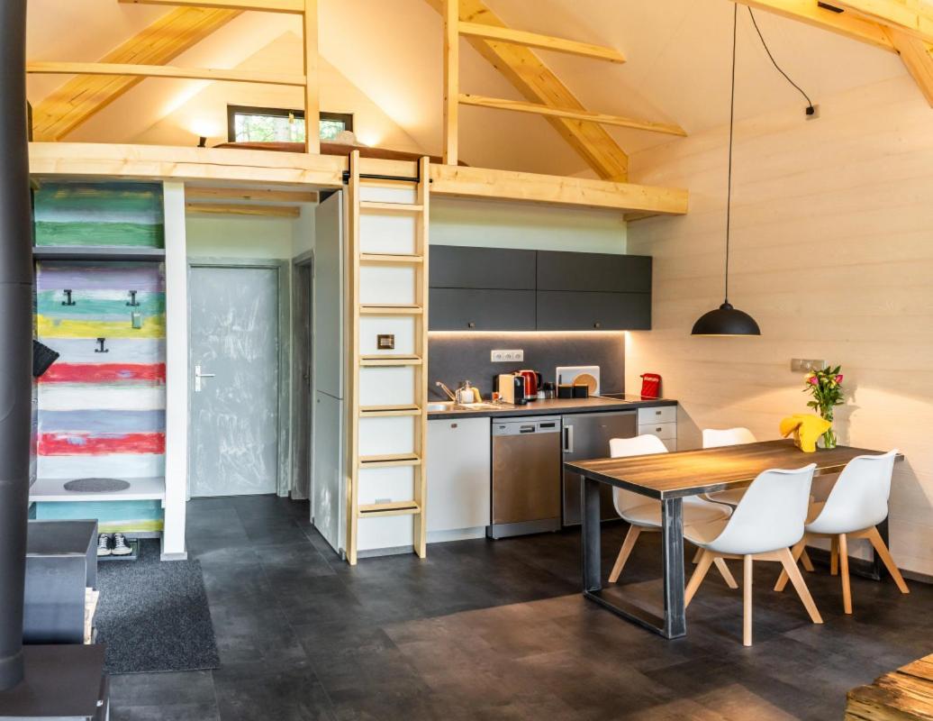 Hotel Kouty - Lesni Apartmany Ledeč nad Sázavou Bagian luar foto