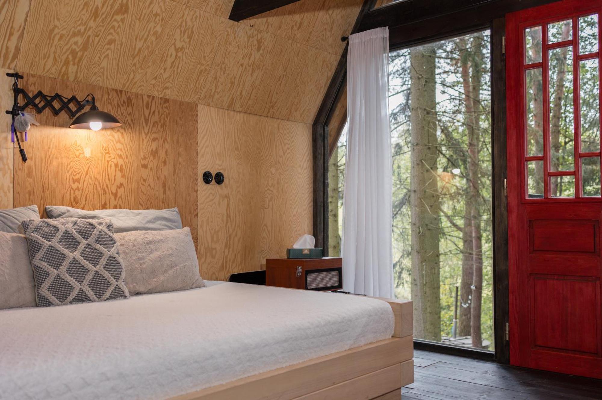 Hotel Kouty - Lesni Apartmany Ledeč nad Sázavou Ruang foto